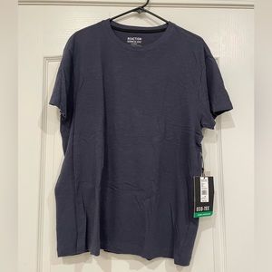 Kenneth Cole T-shirt size XL